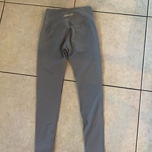 Never worn alphalete pulse leggings